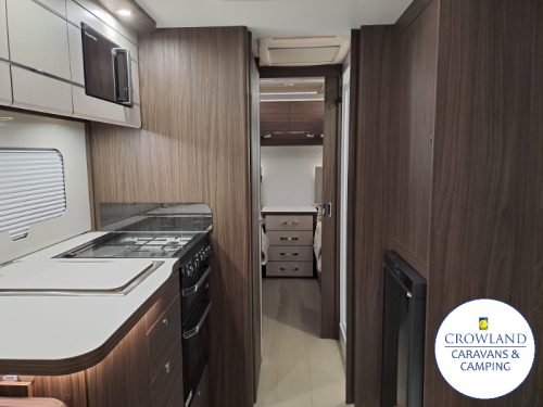 2025 Elddis Affinity 574 List price £31749 save £2154 Our price £29595 - Image 6