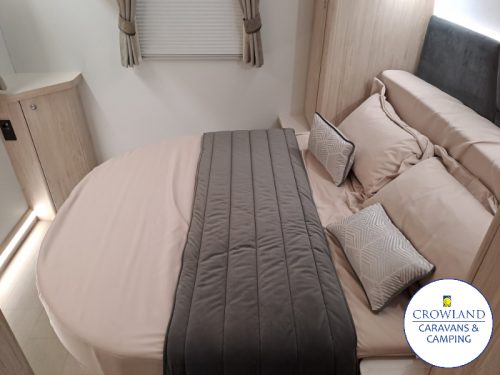 2025 Elddis Crusader Zephyr List price £40749 Save £2974 Our price £37775 - Image 11