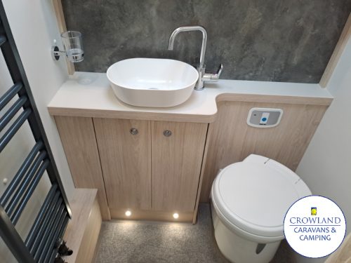 2025 Elddis Crusader Zephyr List price £40749 Save £2974 Our price £37775 - Image 5