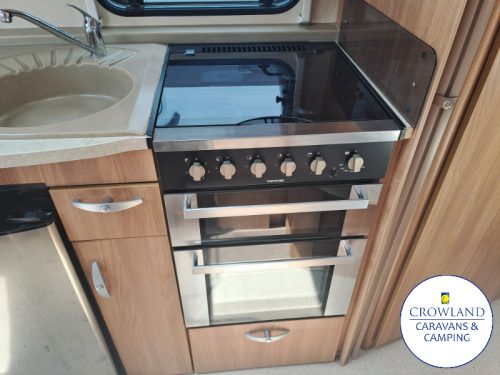 2011 Swift Challenger 570 - Image 16
