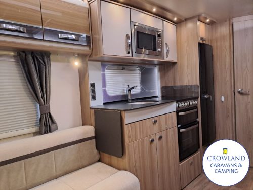 2016 Swift Conqueror 480 - Image 11