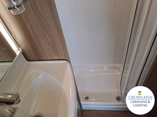 2016 Swift Conqueror 480 - Image 21