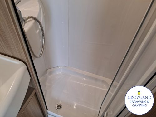 2016 Swift Conqueror 480 - Image 23